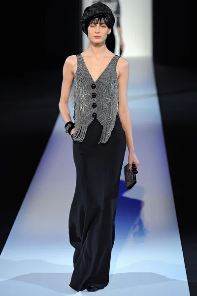 Look 77